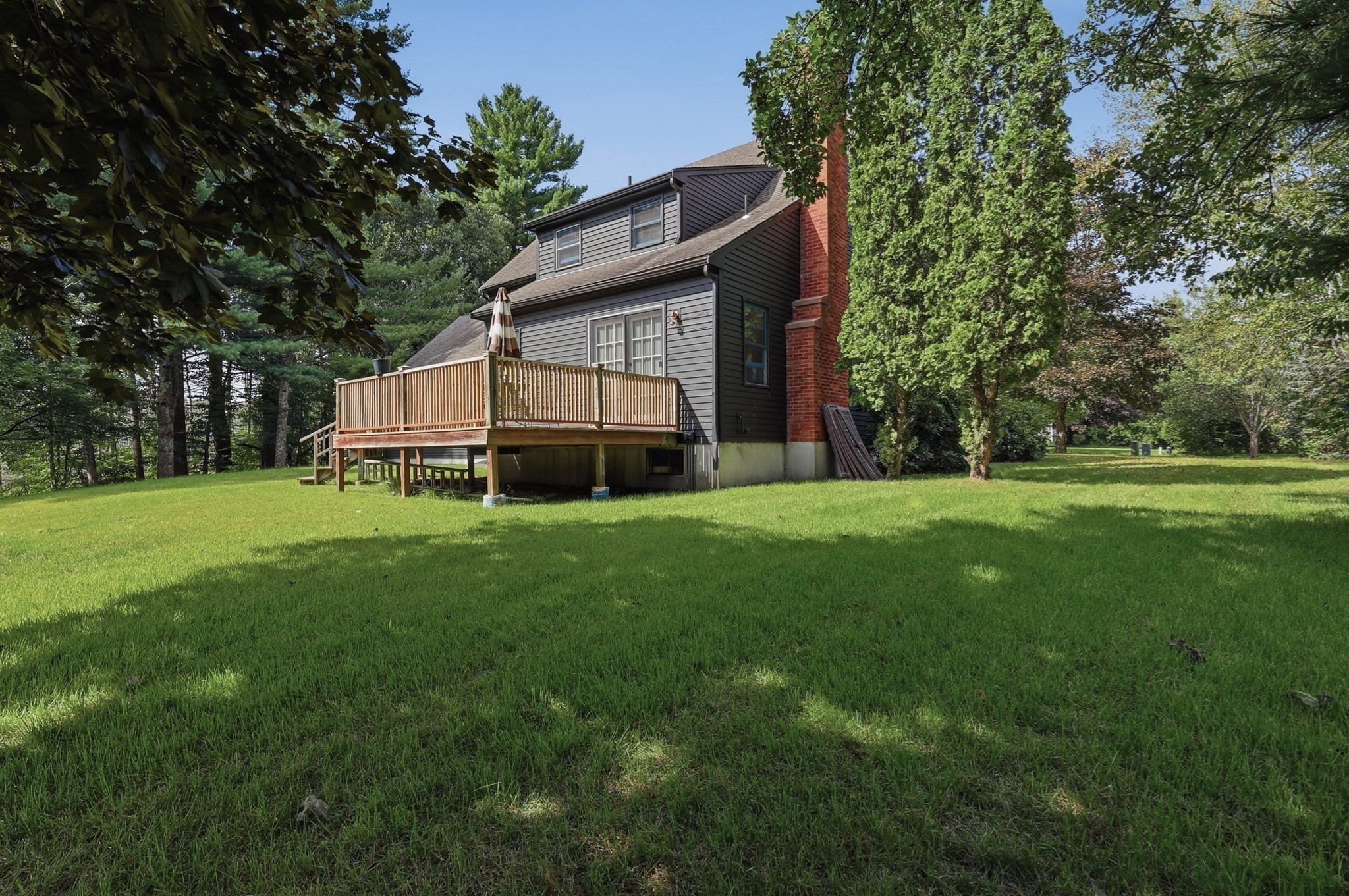 main property photo 33