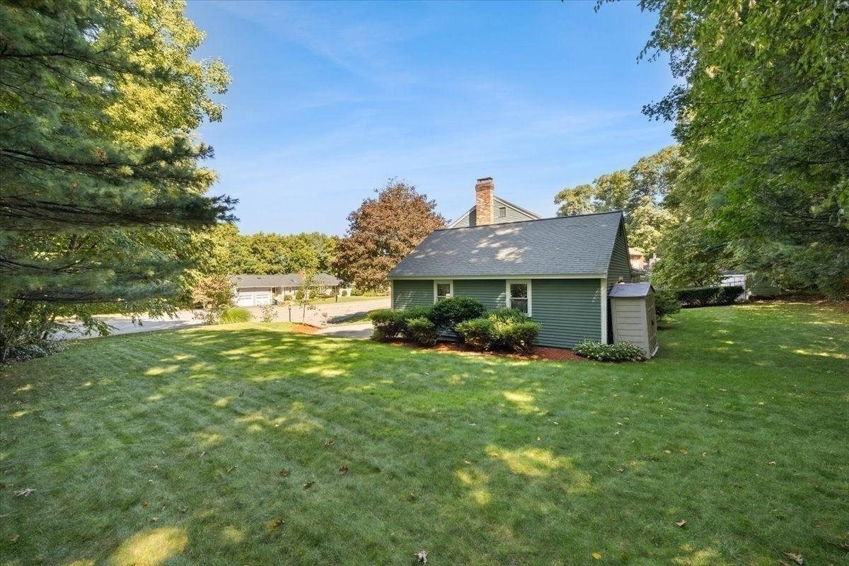 main property photo 40