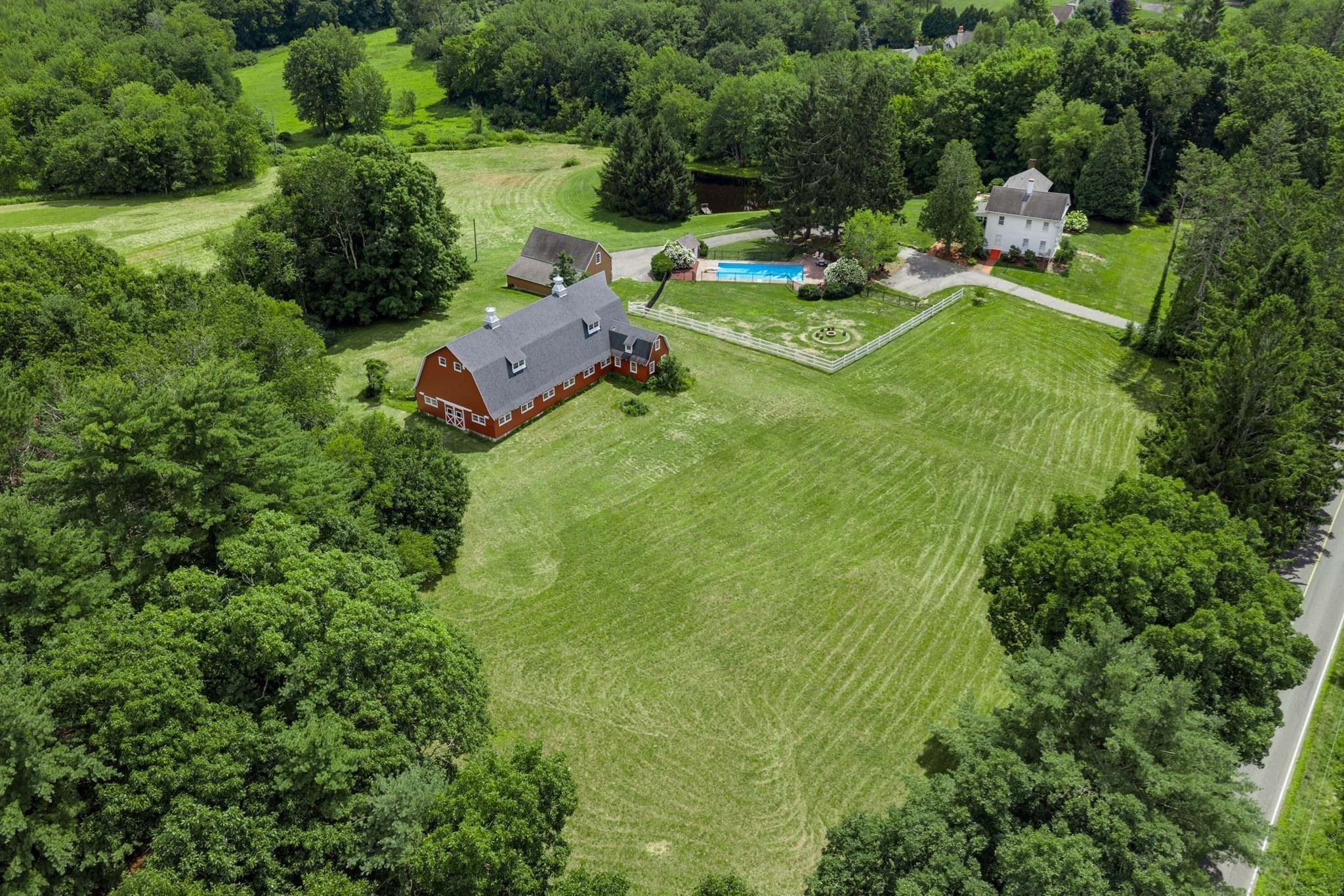 main property photo 38