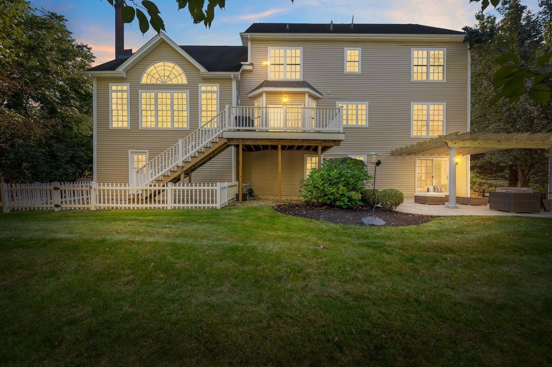 main property photo 36