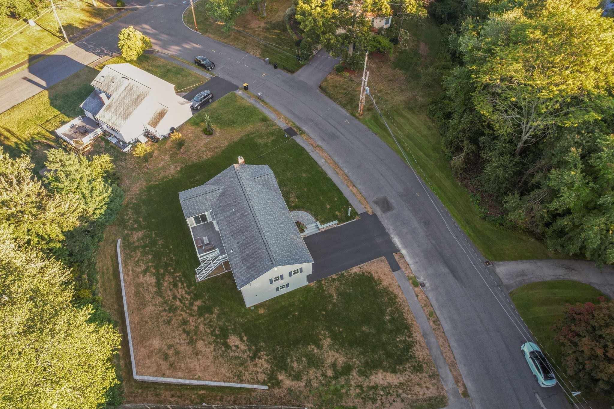 main property photo 34