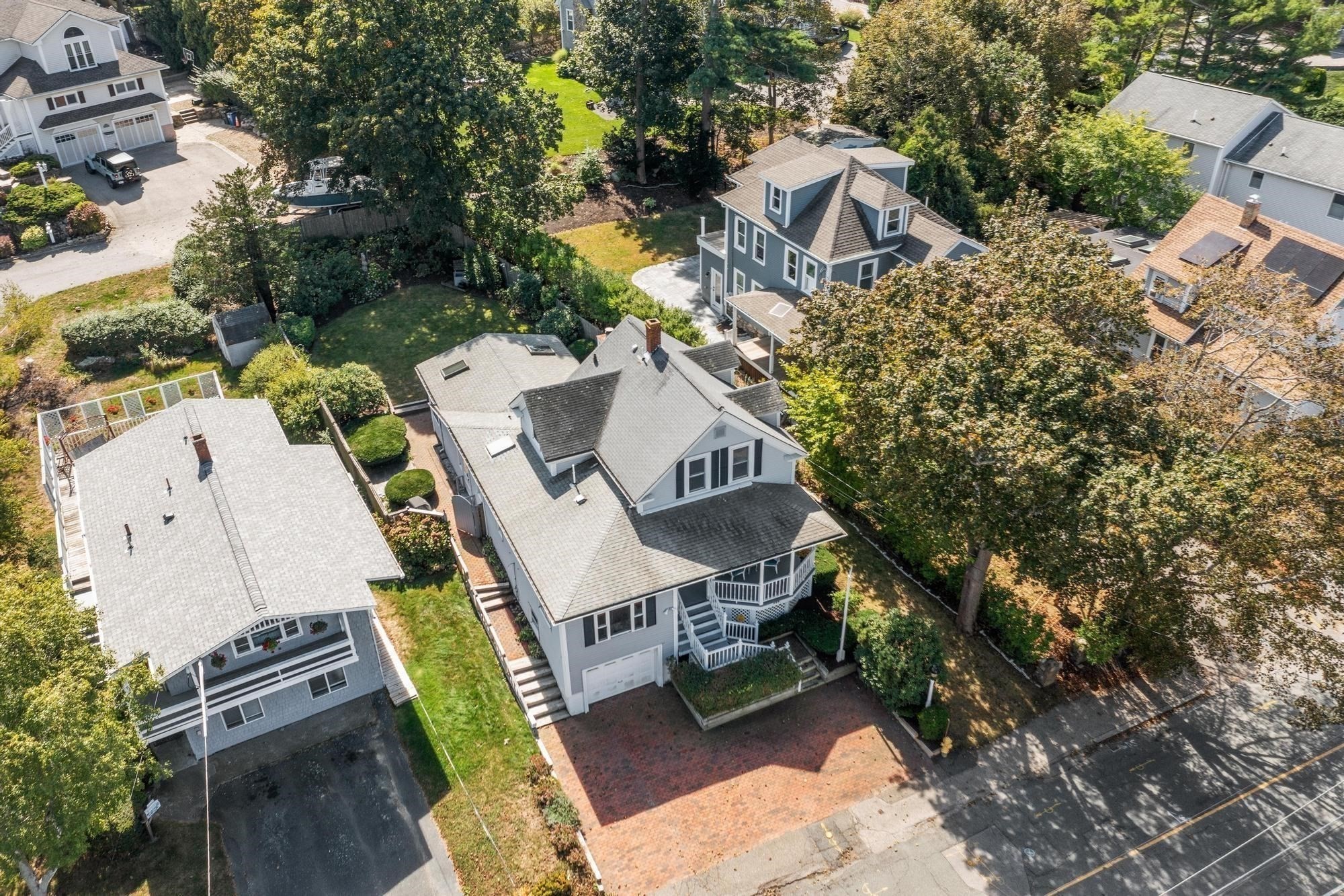 main property photo 29