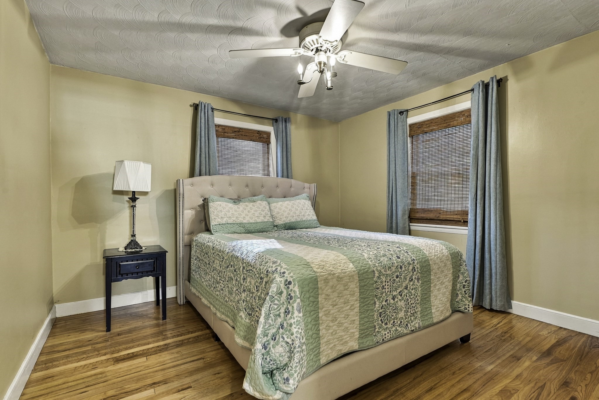main property photo 14