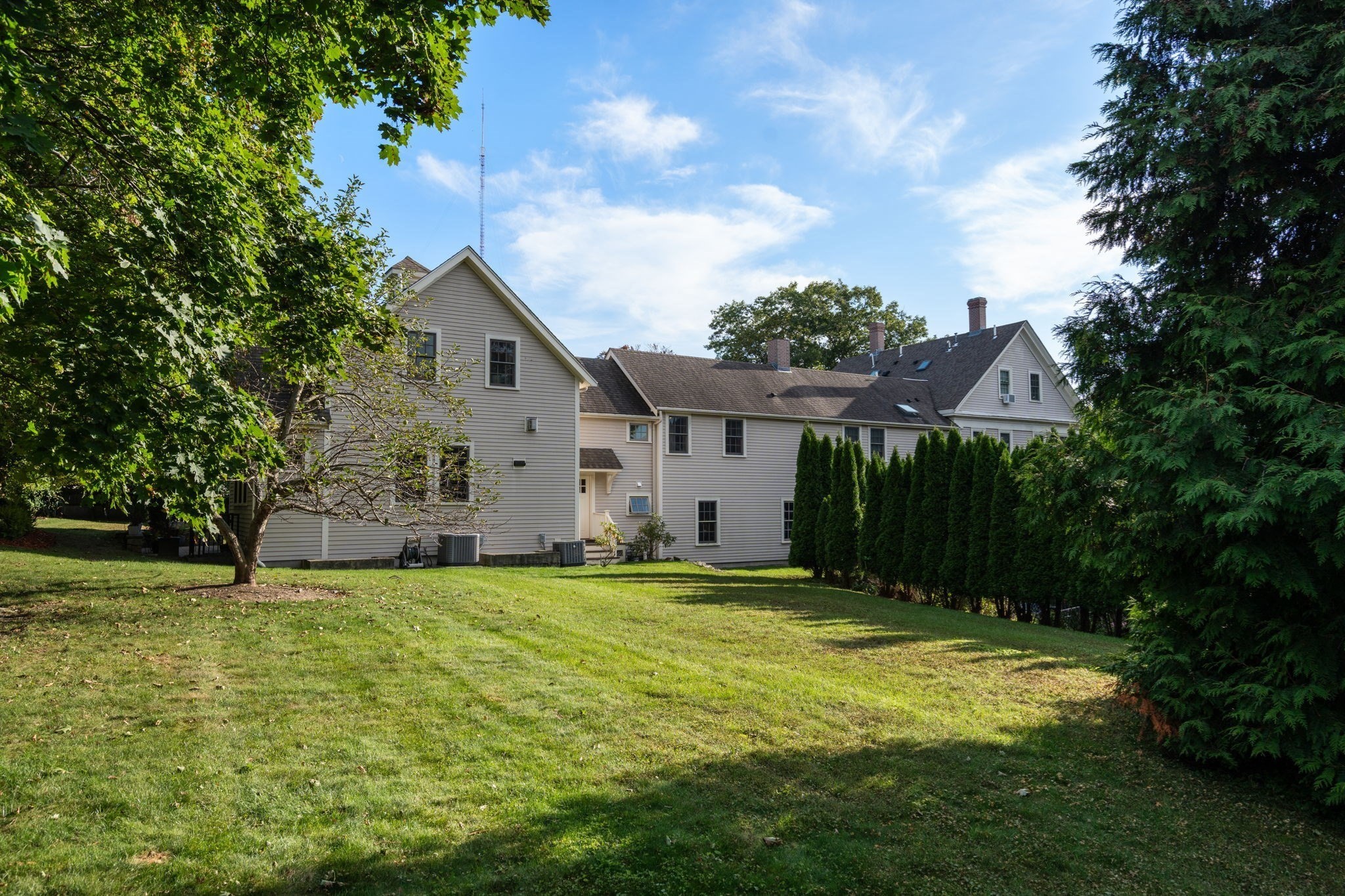 main property photo 37