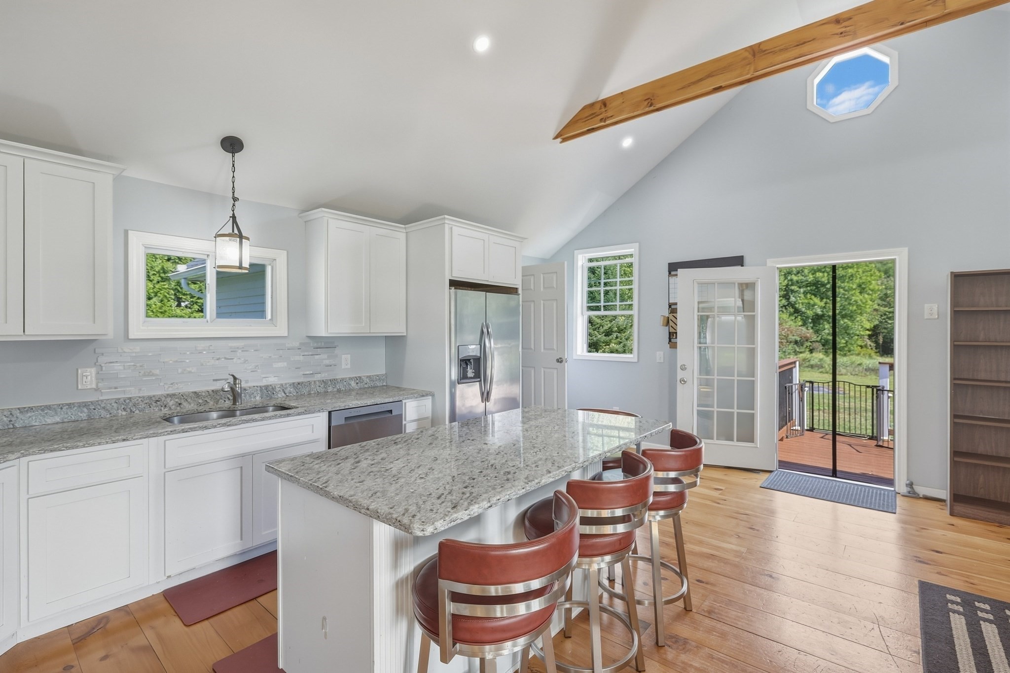 main property photo 22