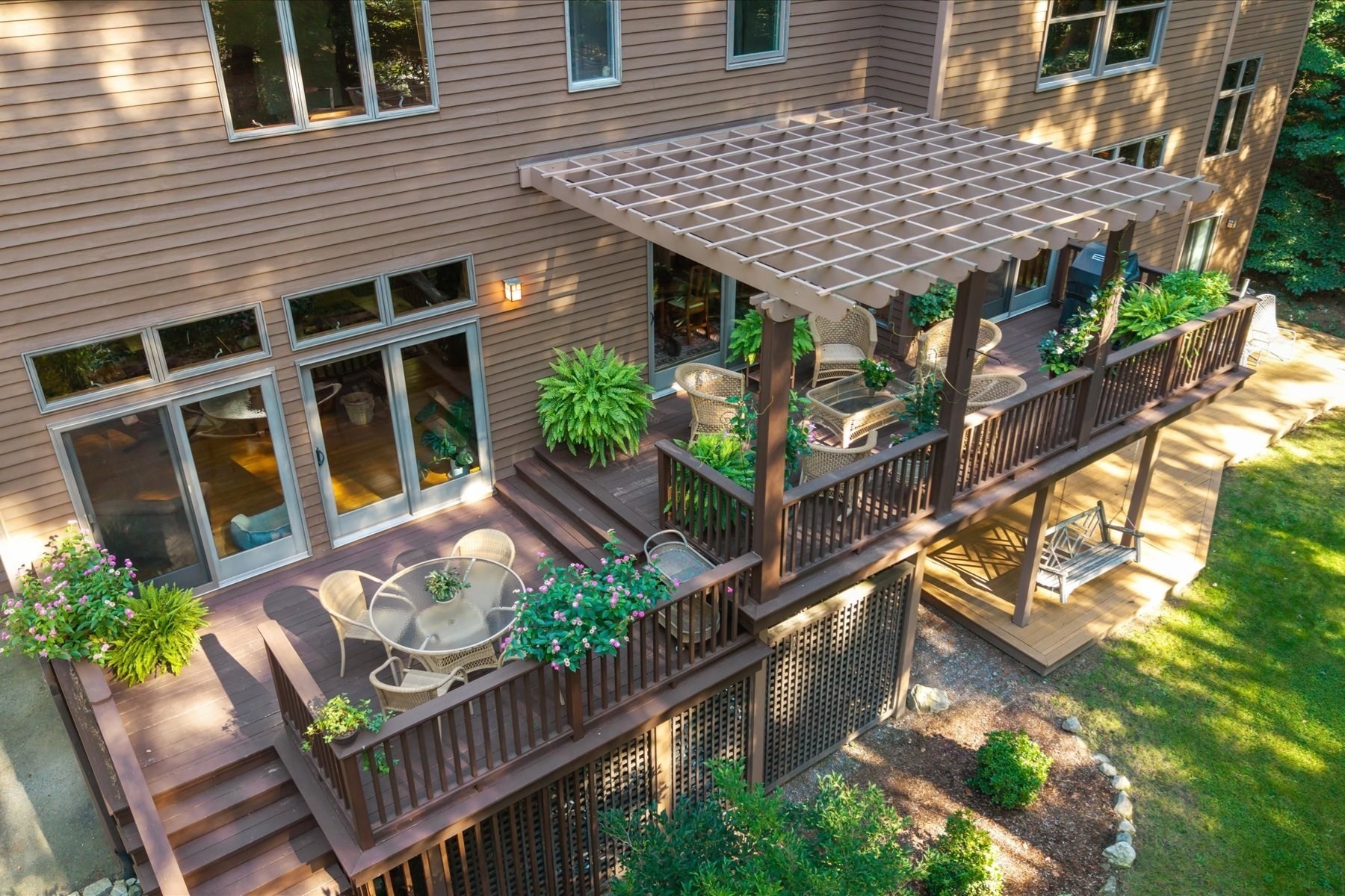 main property photo 18