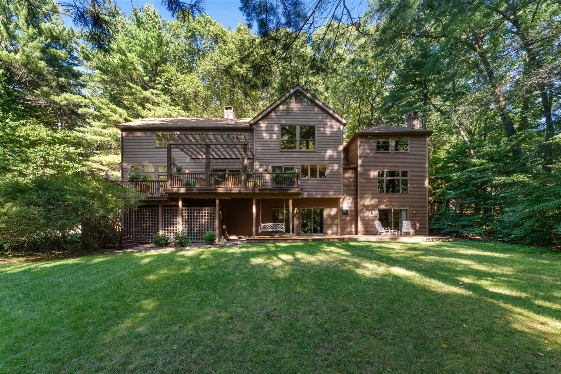 main property photo 22