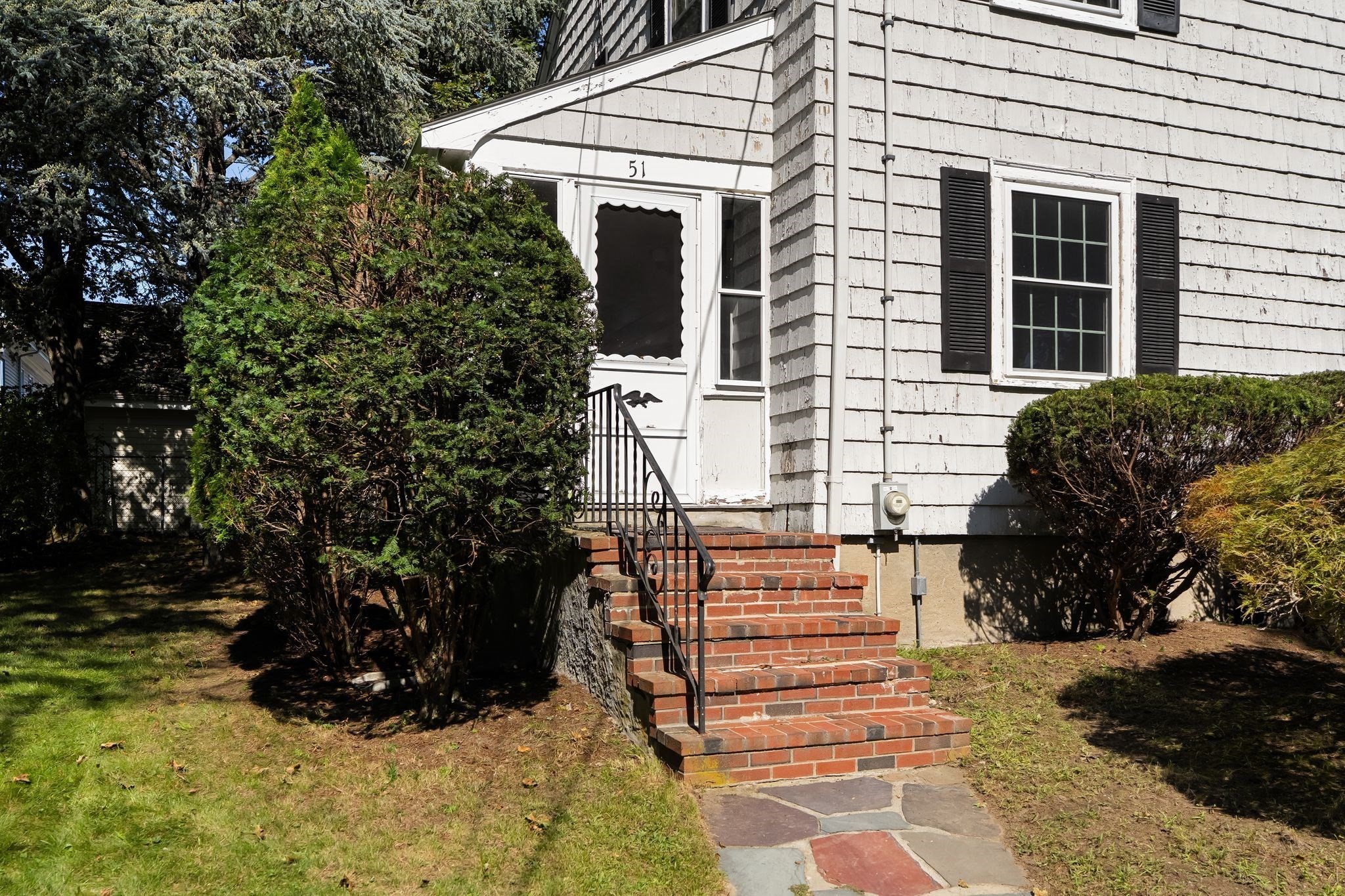 main property photo 30