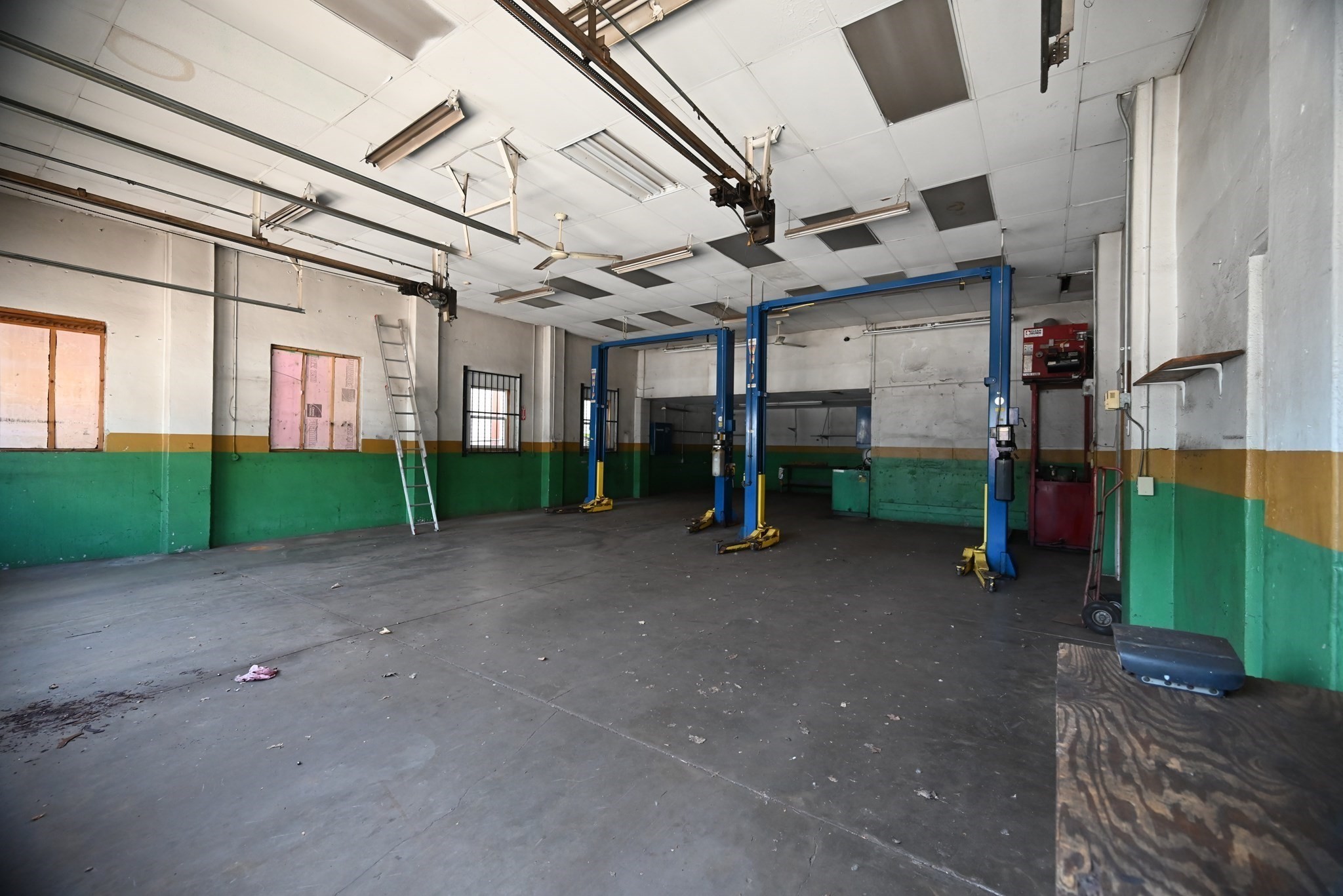 main property photo 2