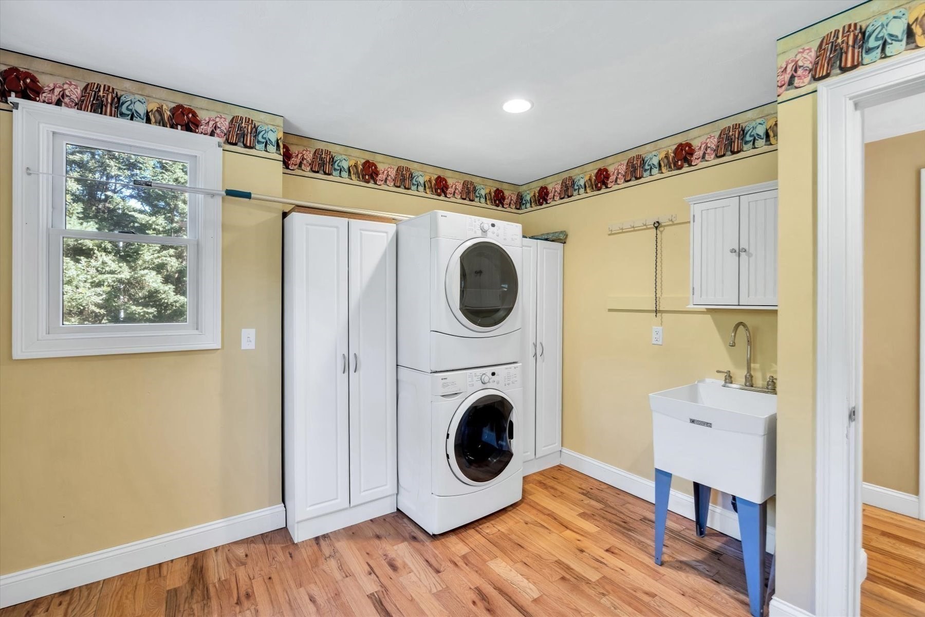 main property photo 16