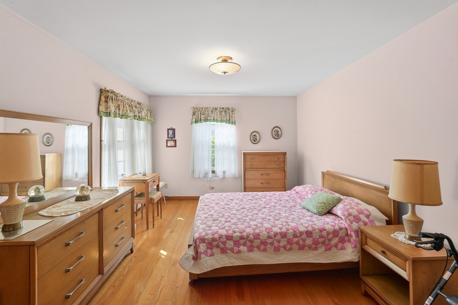 main property photo 12