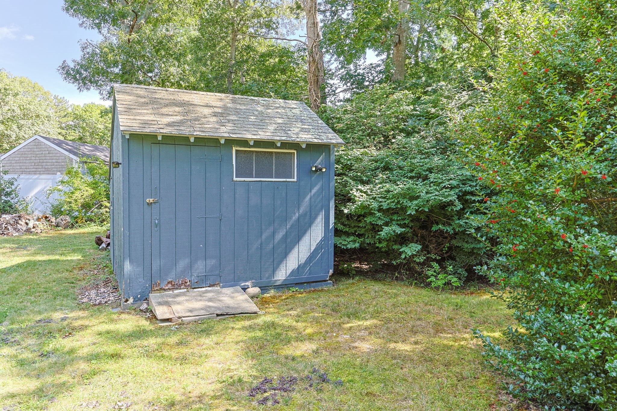 main property photo 24