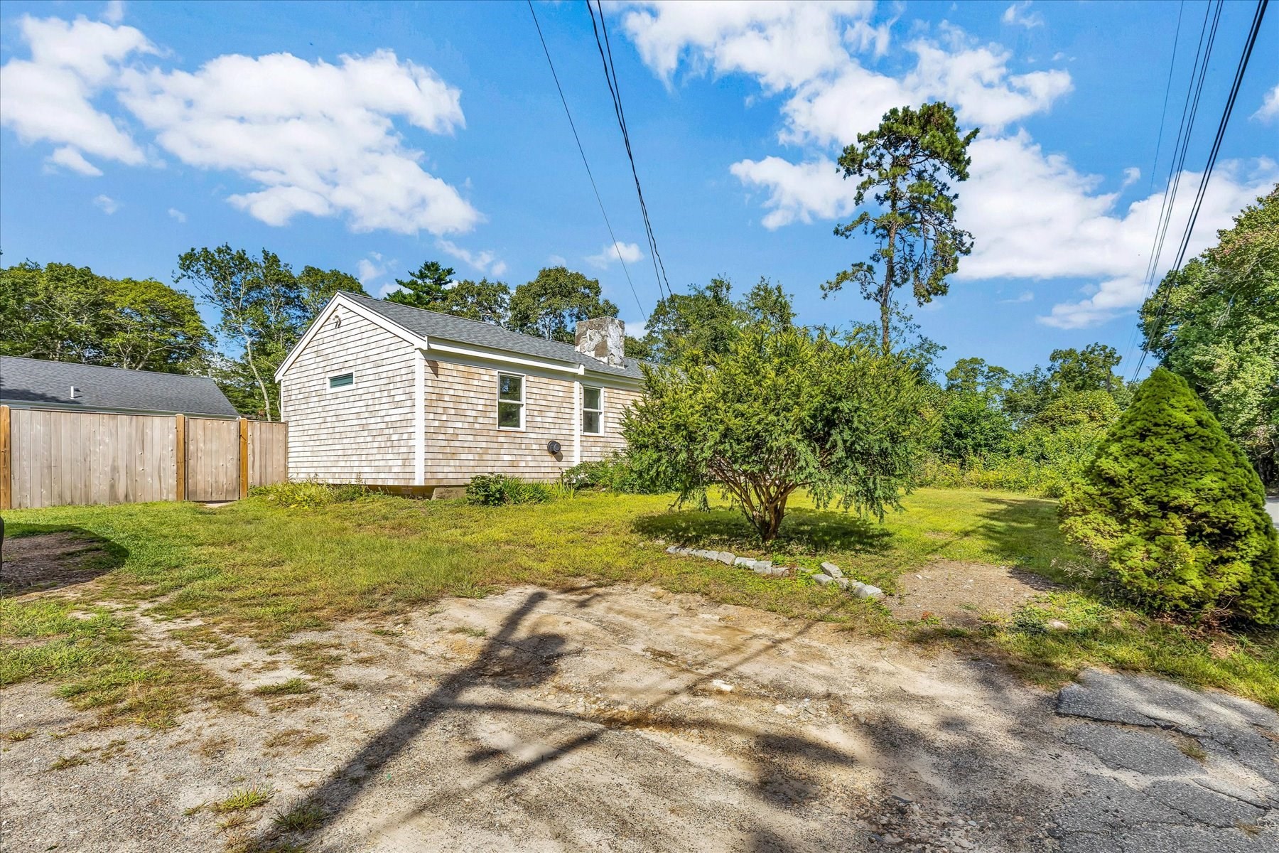main property photo 31