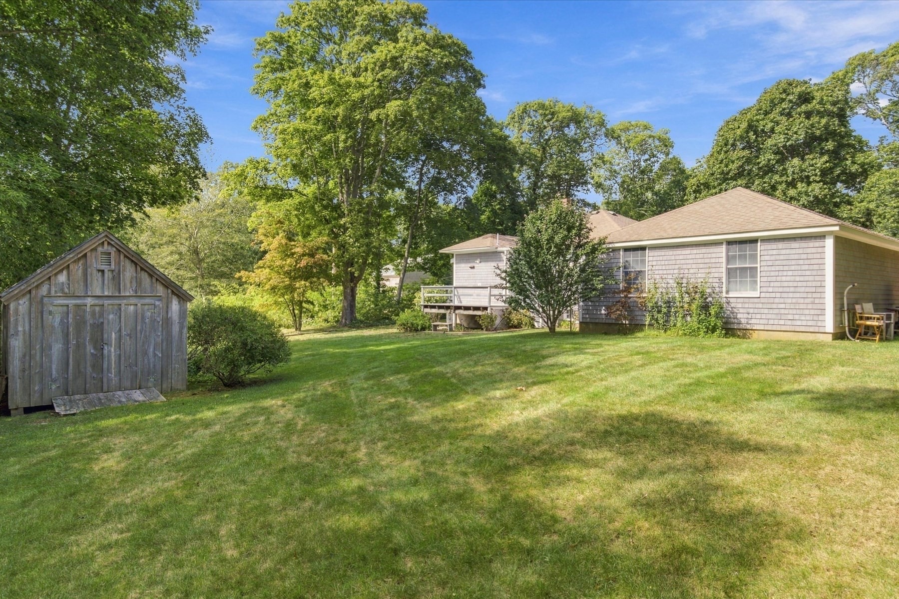 main property photo 32