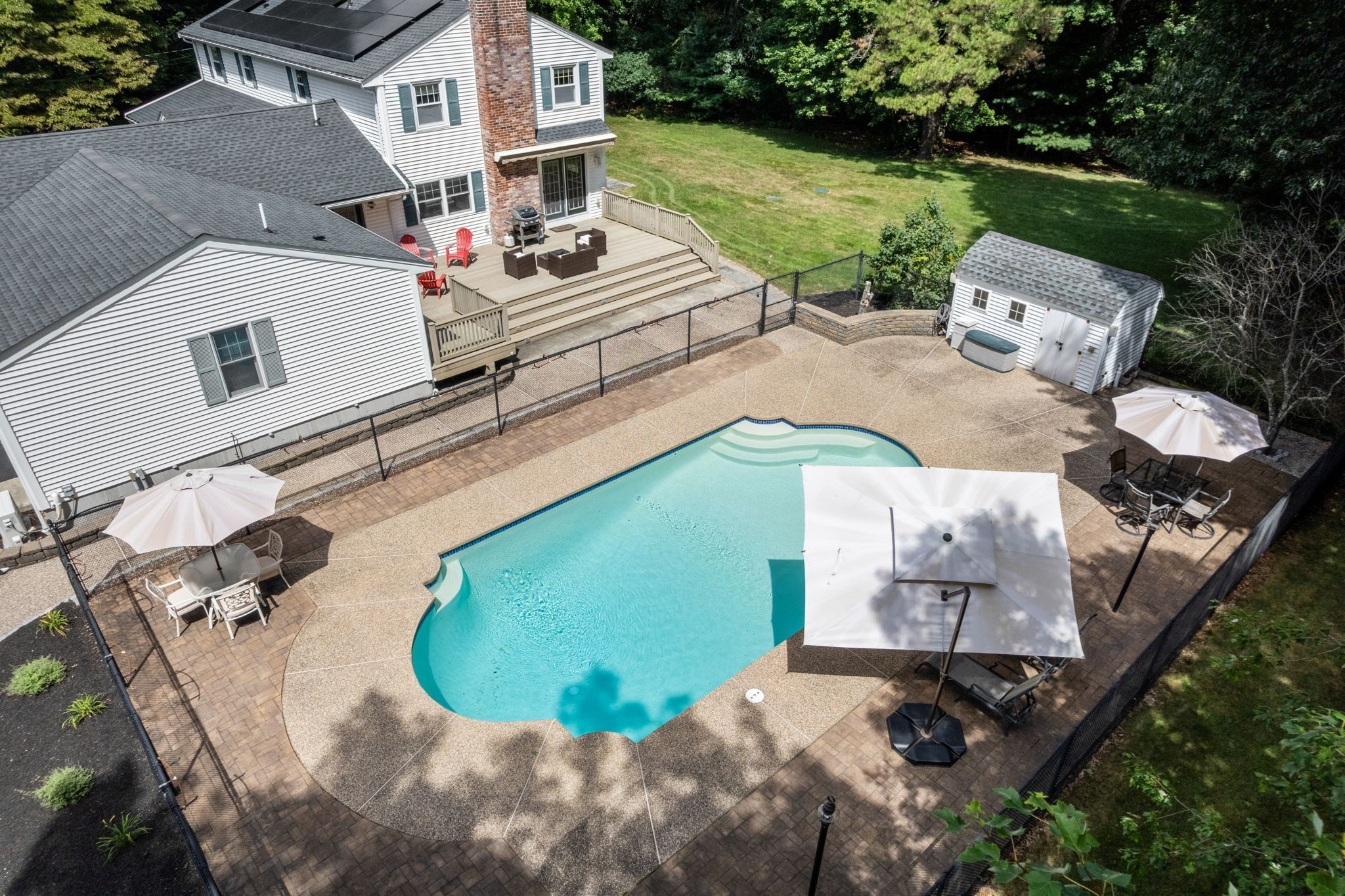 main property photo 37