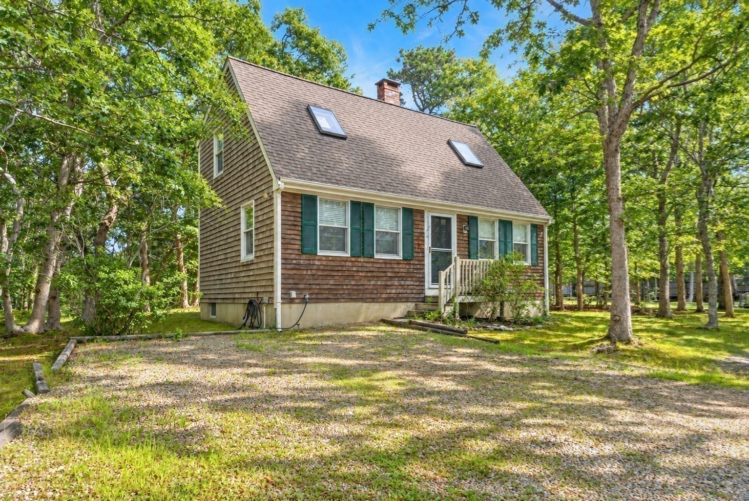 main property photo 11