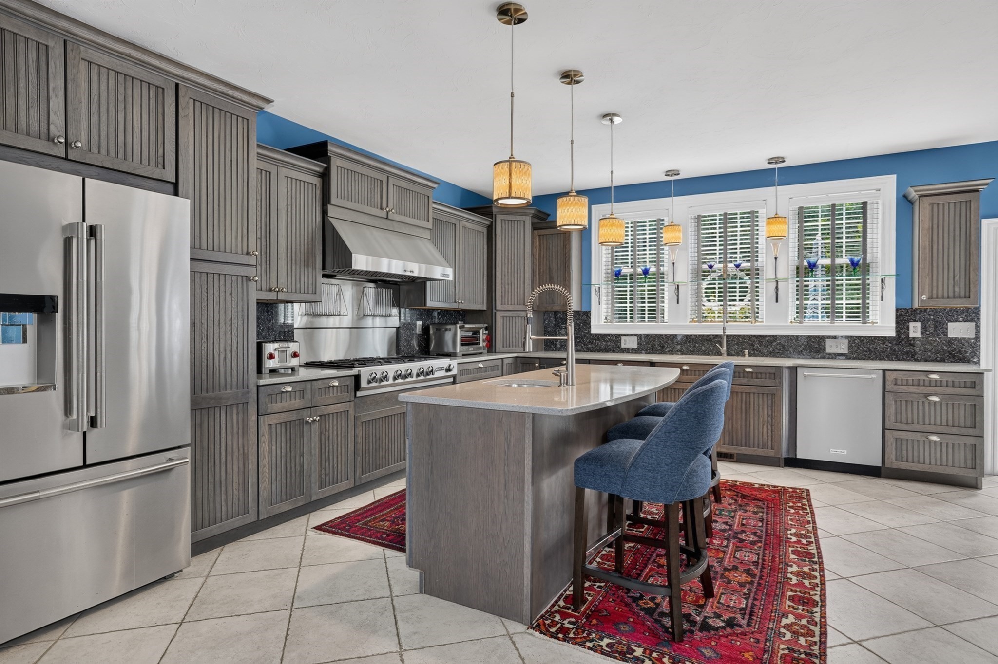 main property photo 8
