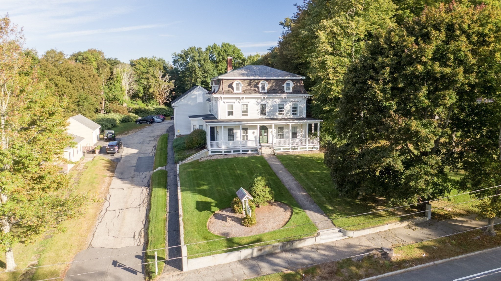 main property photo 2