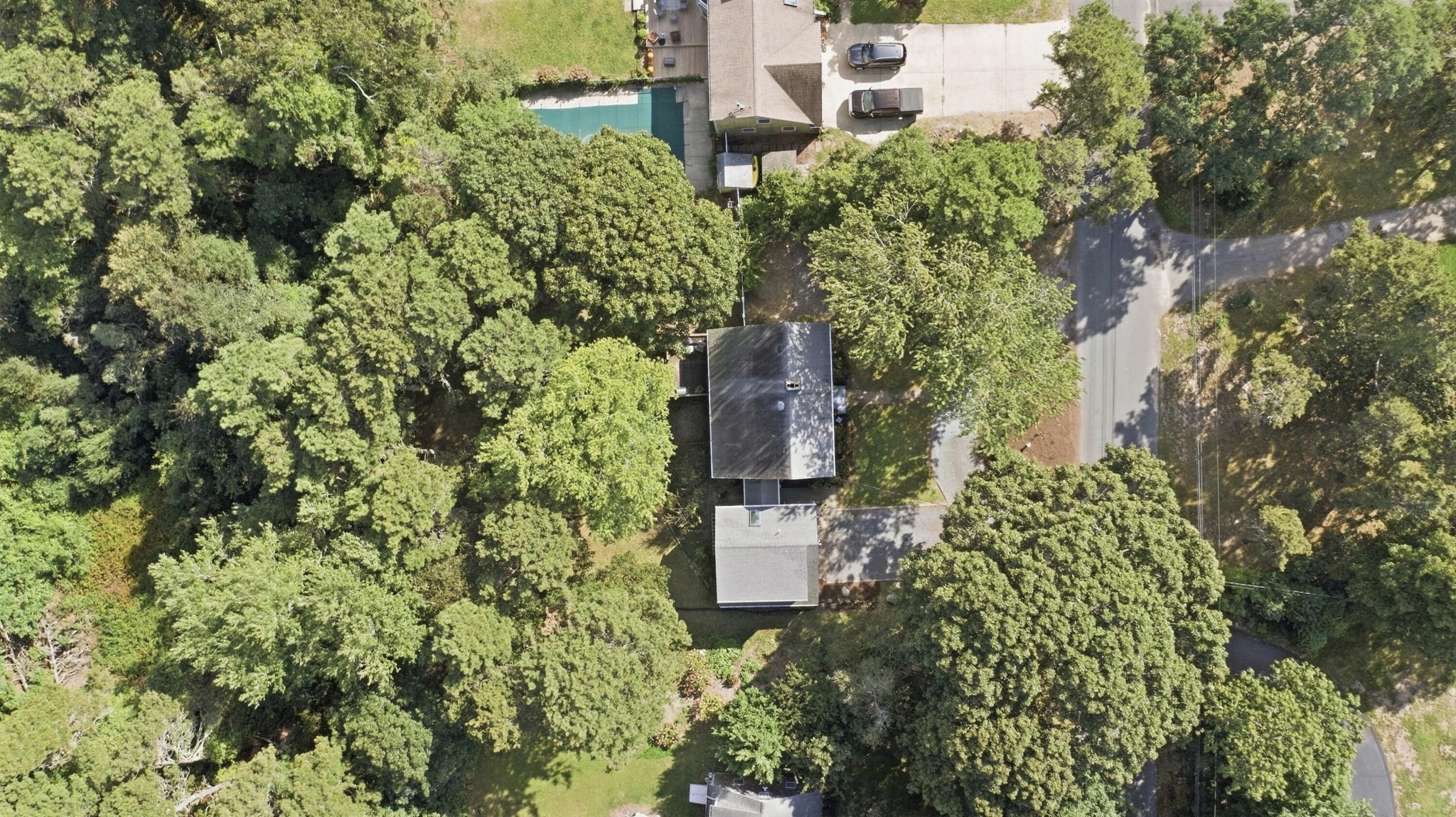 main property photo 11
