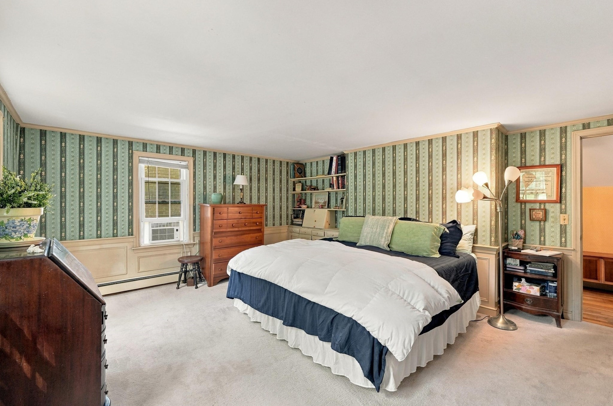 main property photo 25