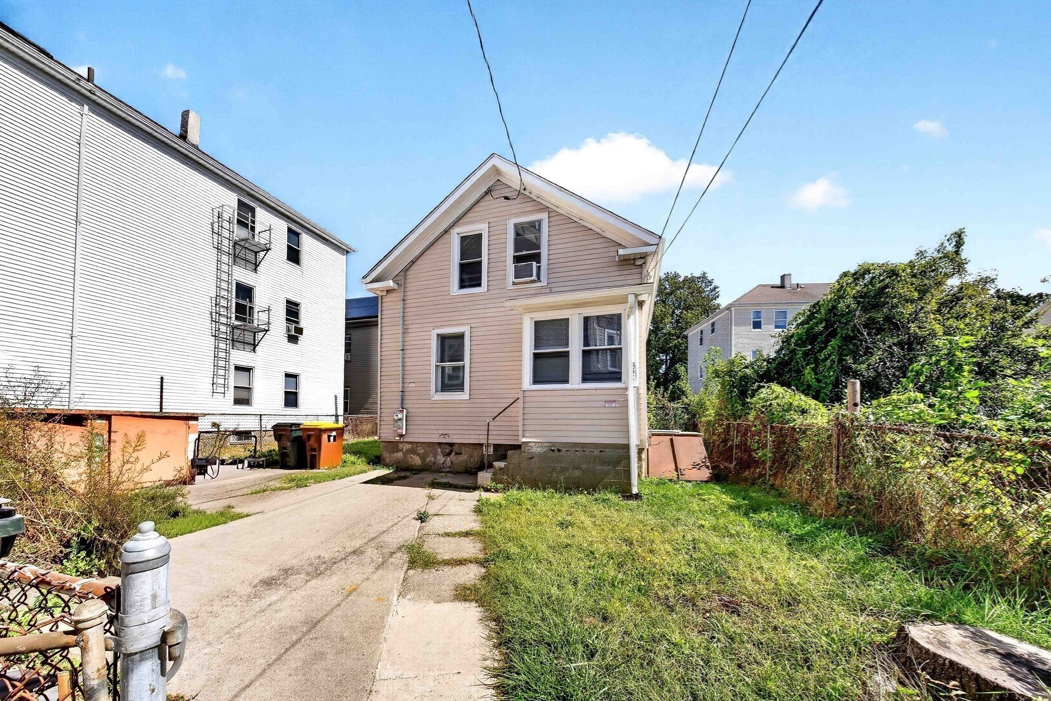 main property photo 25