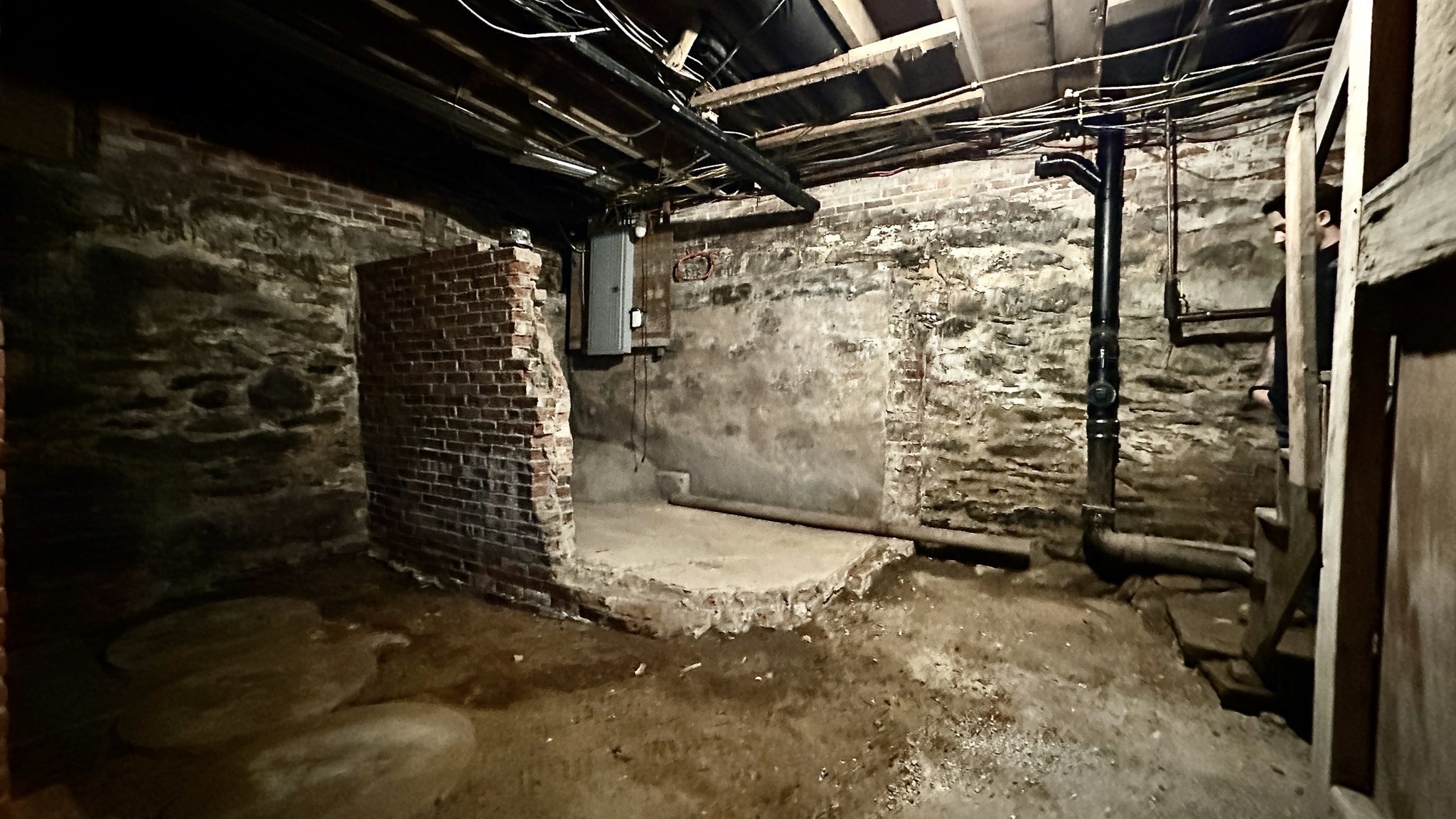 main property photo 24