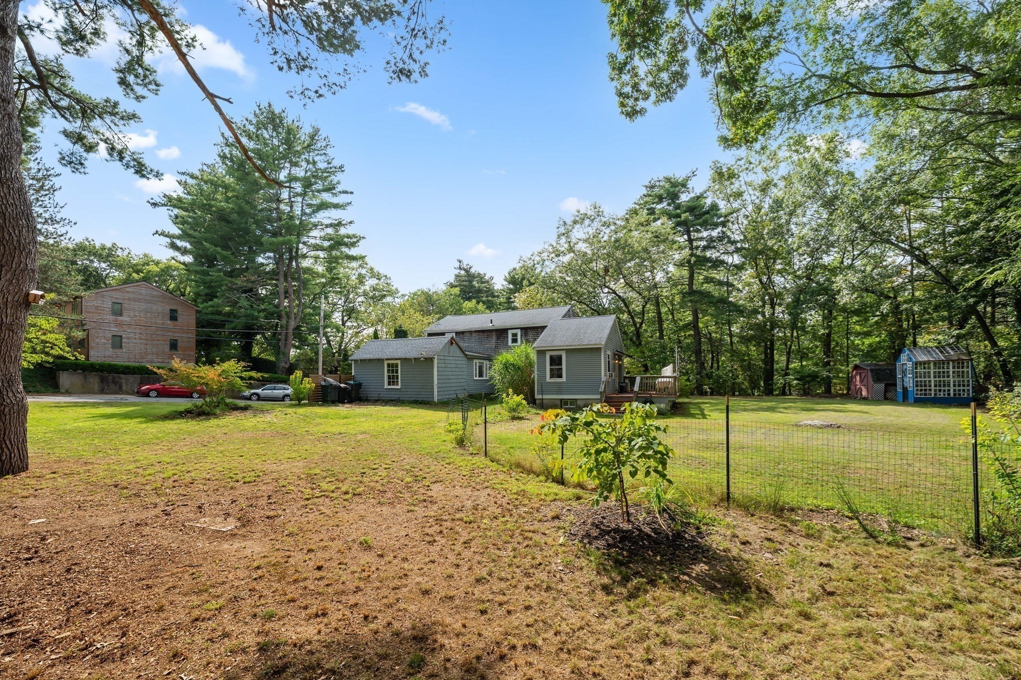 main property photo 7