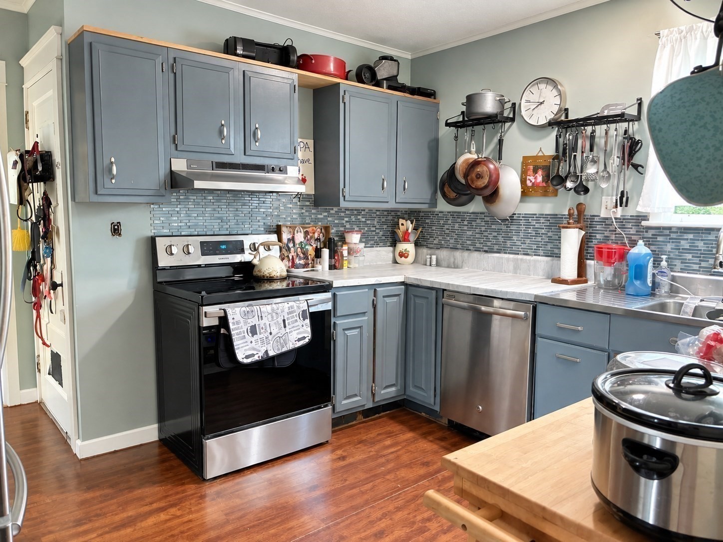 main property photo 9