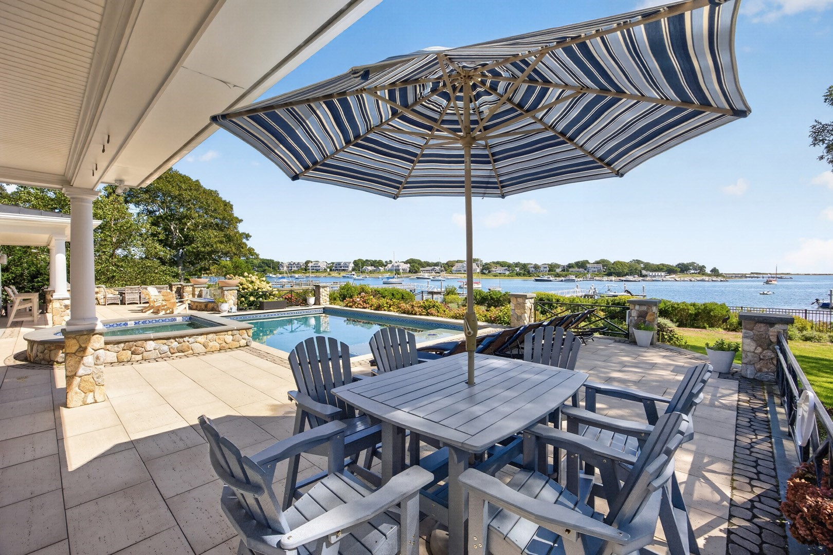 main property photo 36