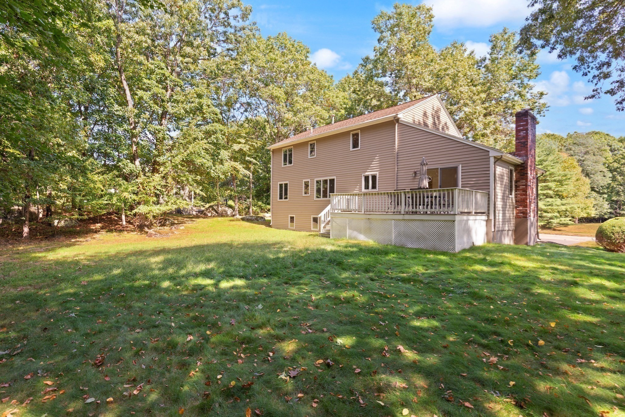 main property photo 18