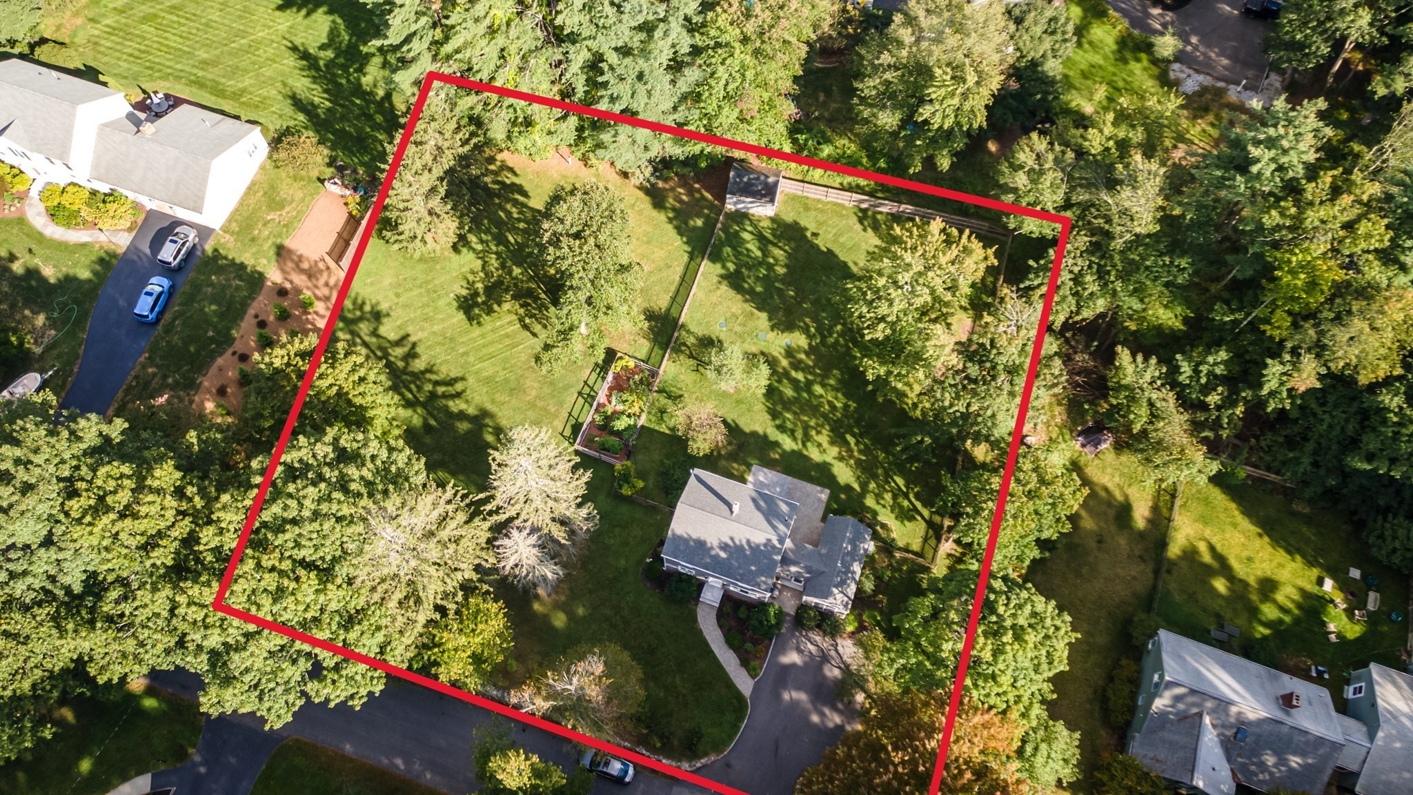 main property photo 32