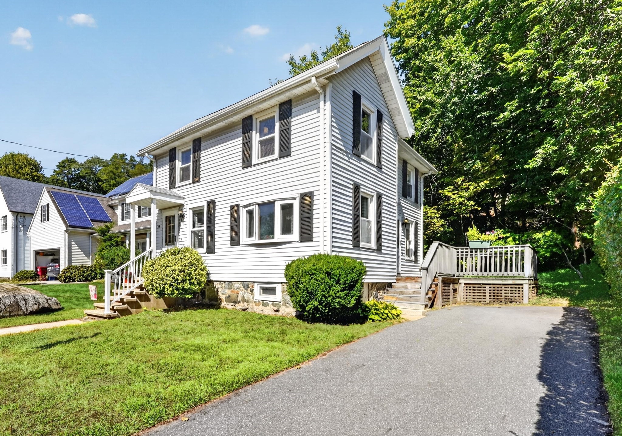 main property photo 19