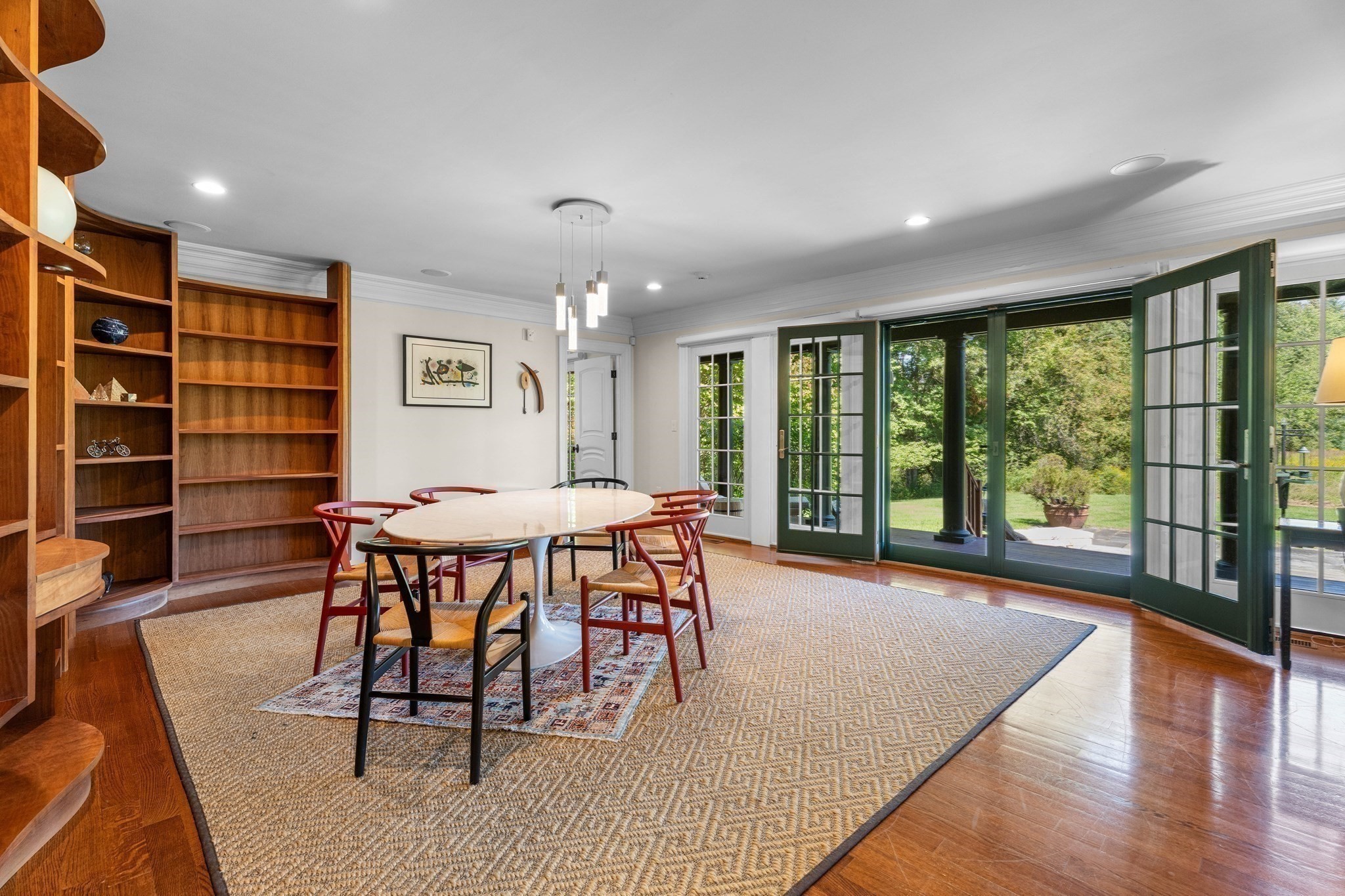 main property photo 9