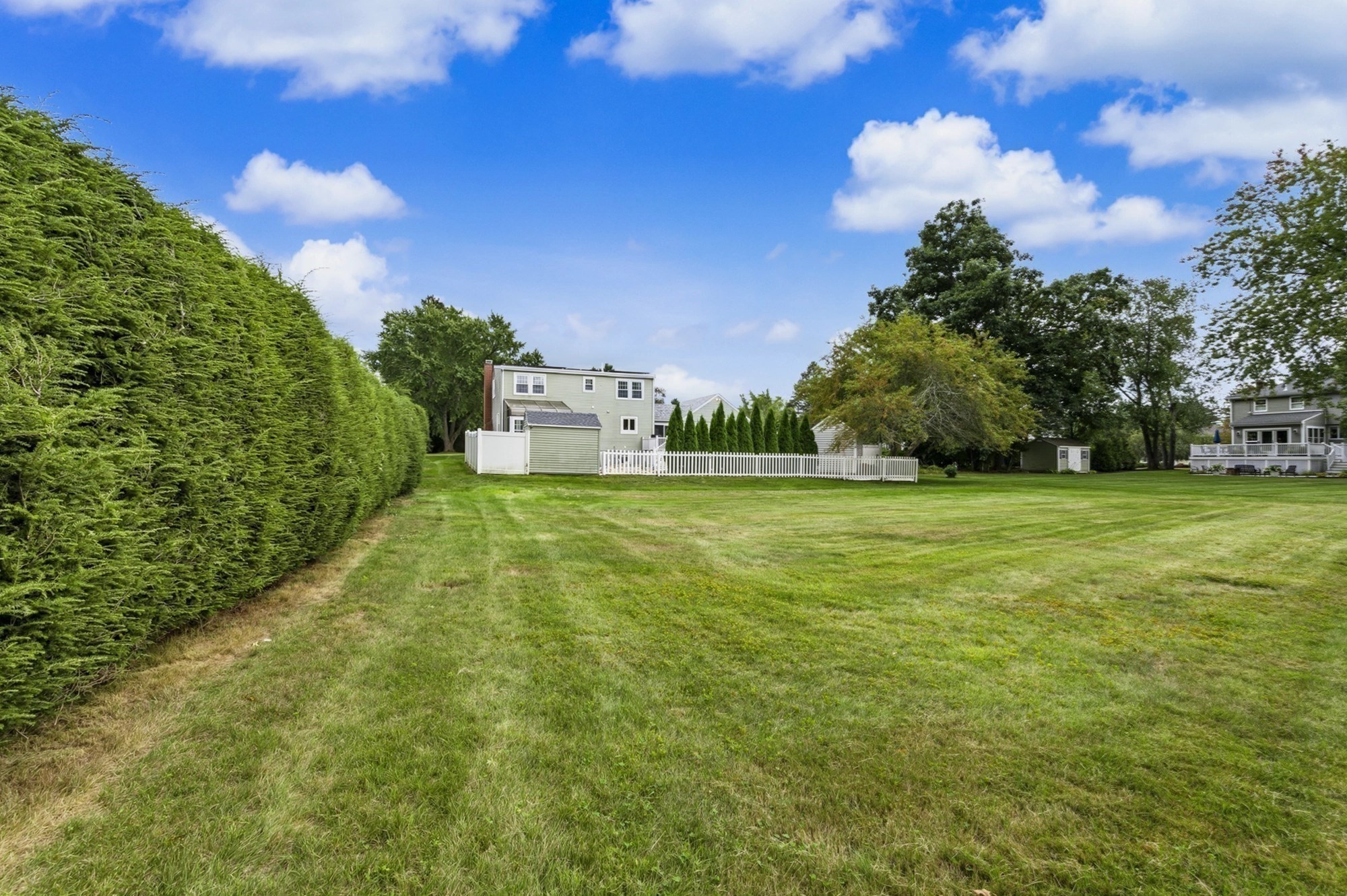 main property photo 32