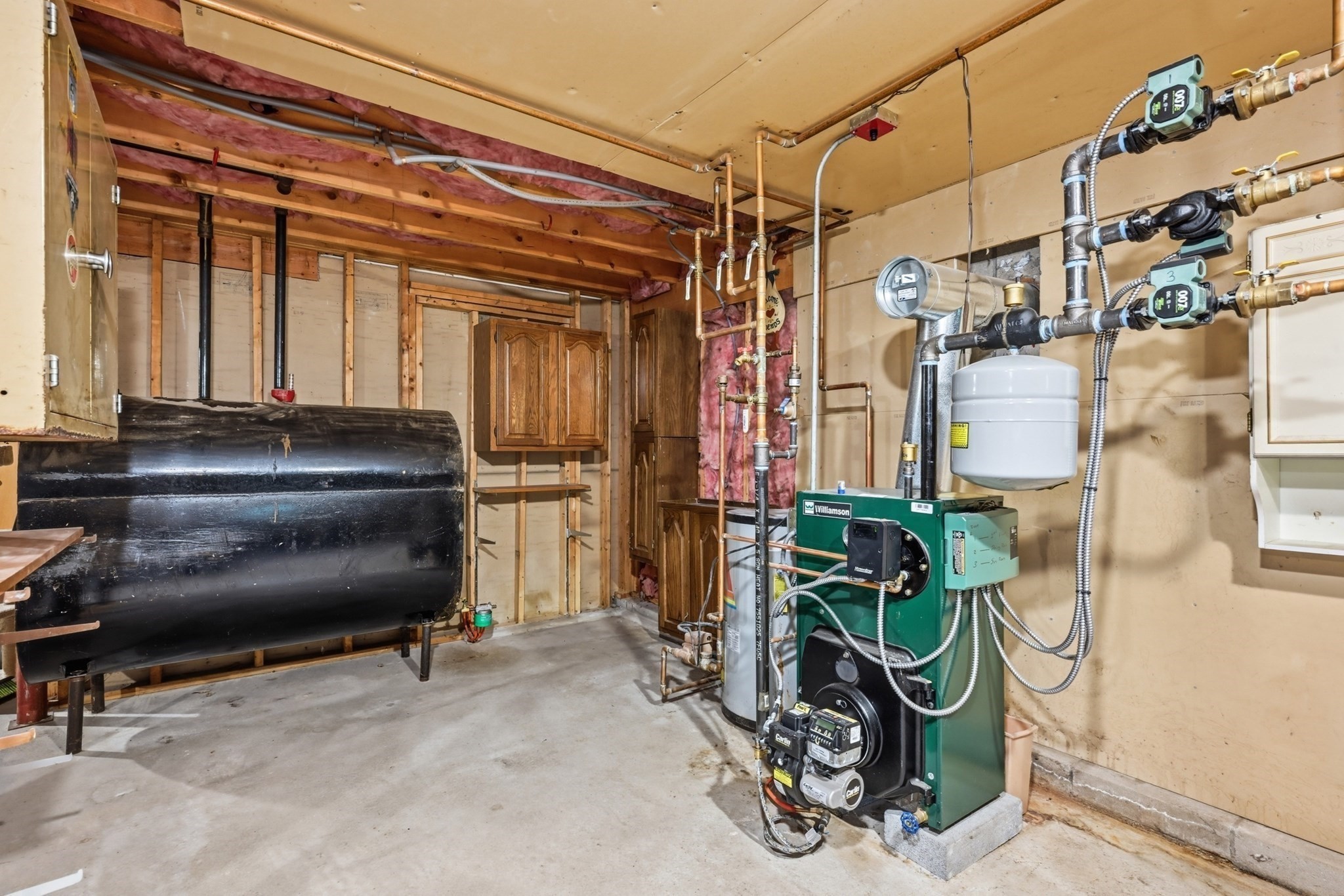 main property photo 37
