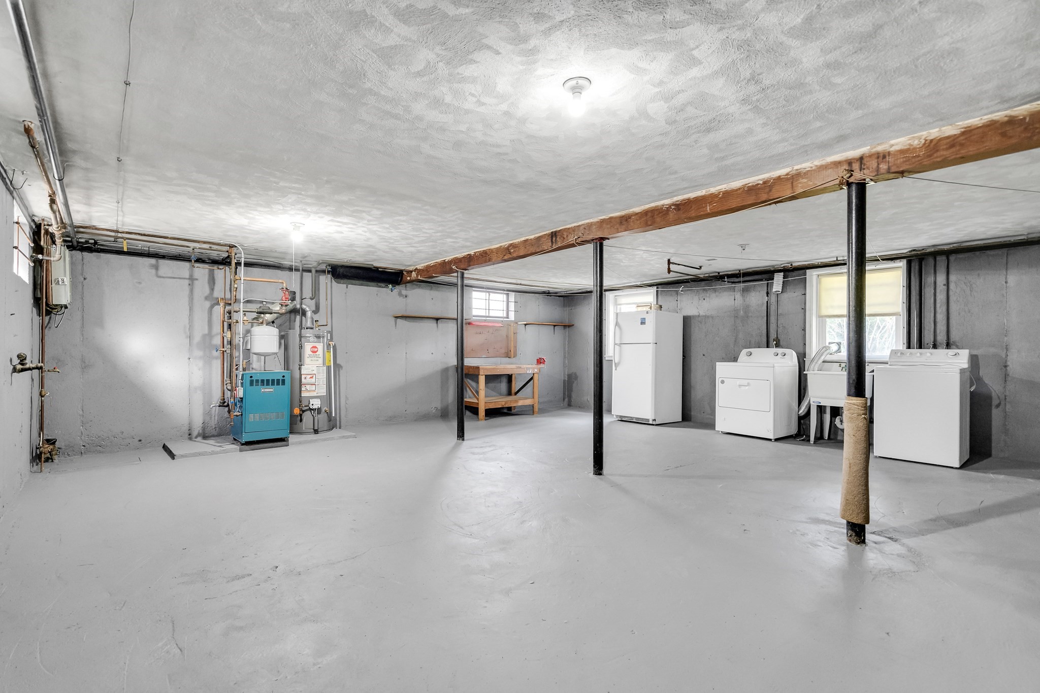 main property photo 30