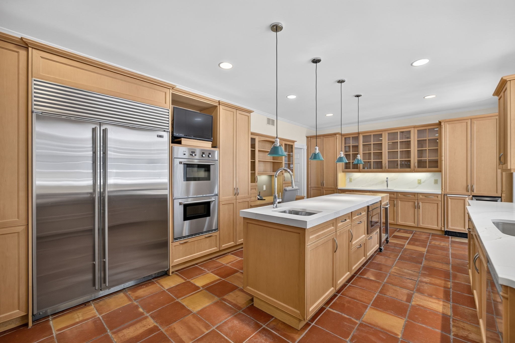 main property photo 18