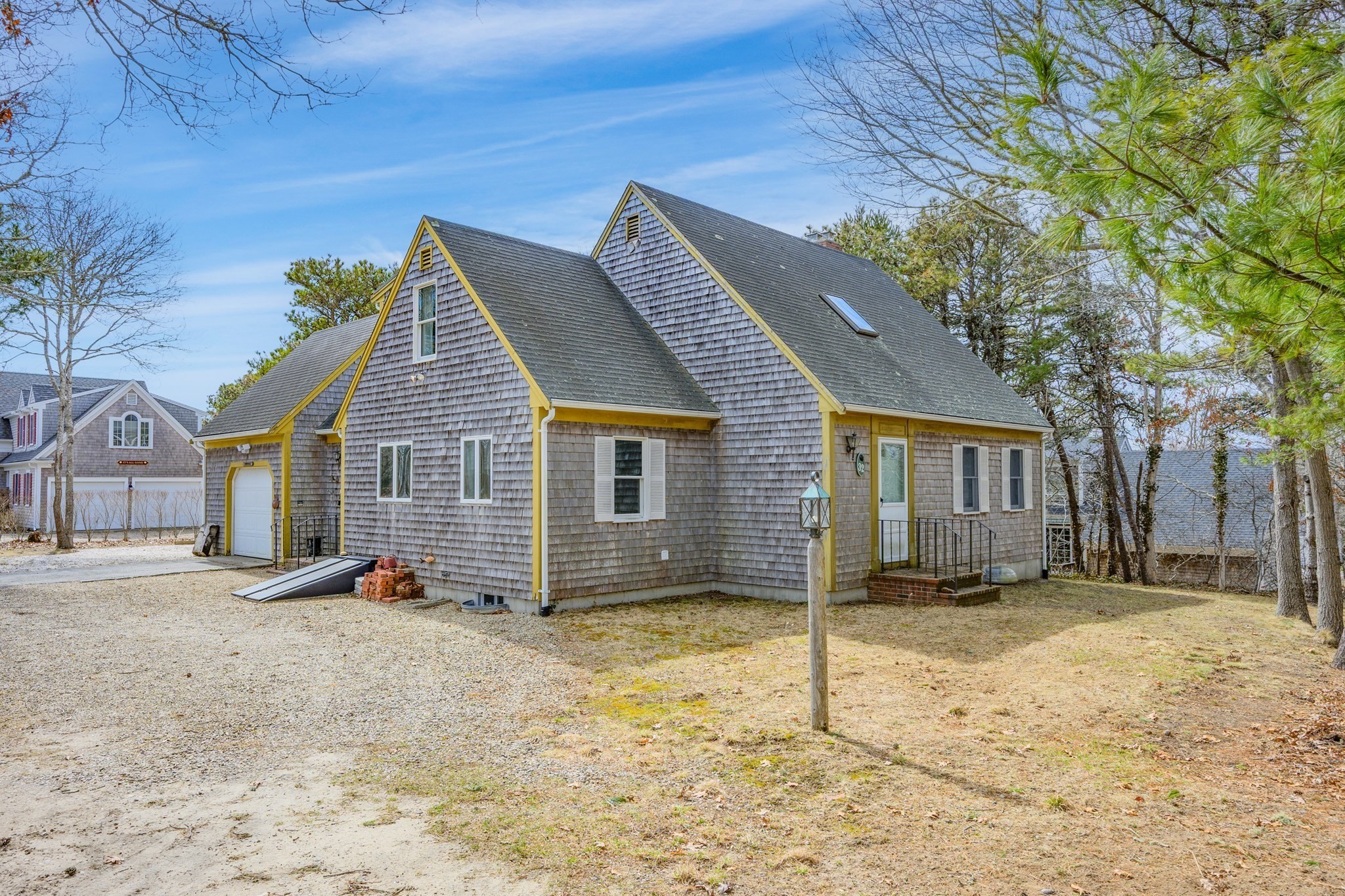 main property photo 16