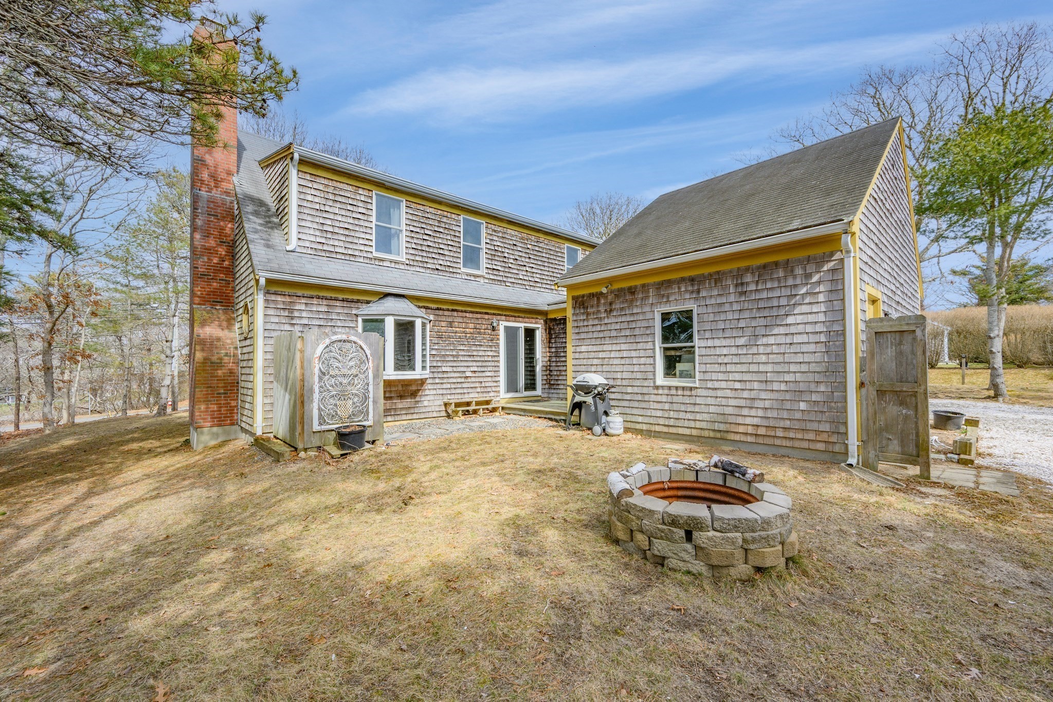 main property photo 17