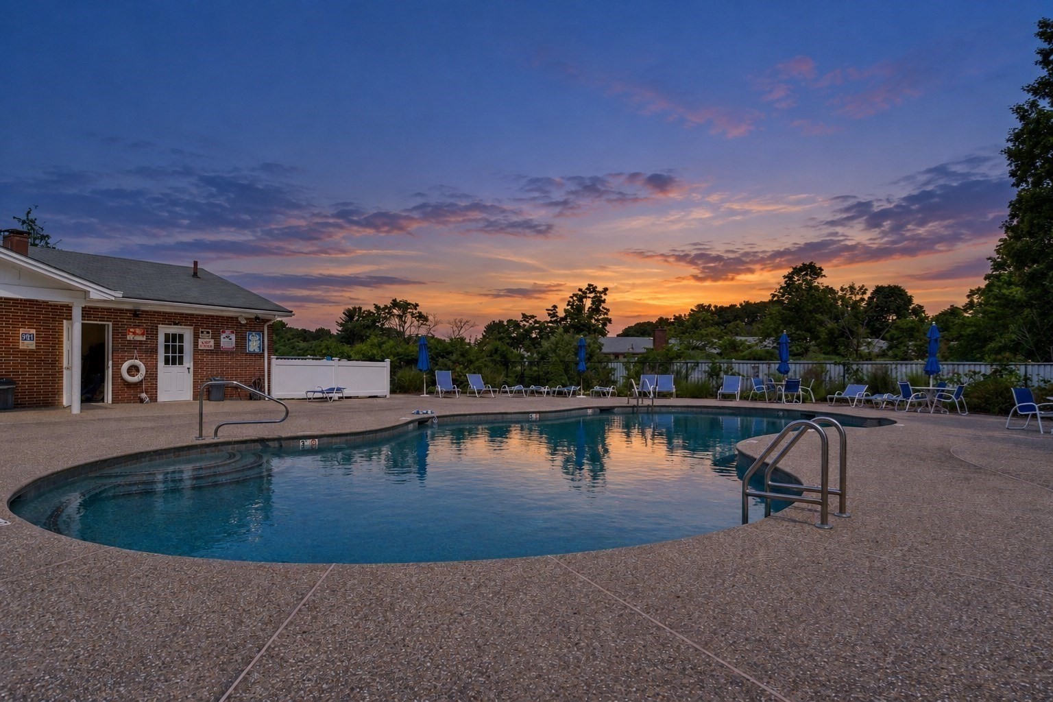 main property photo 9