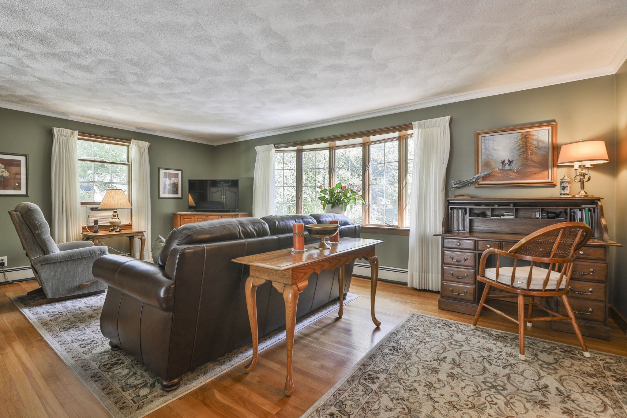 main property photo 7