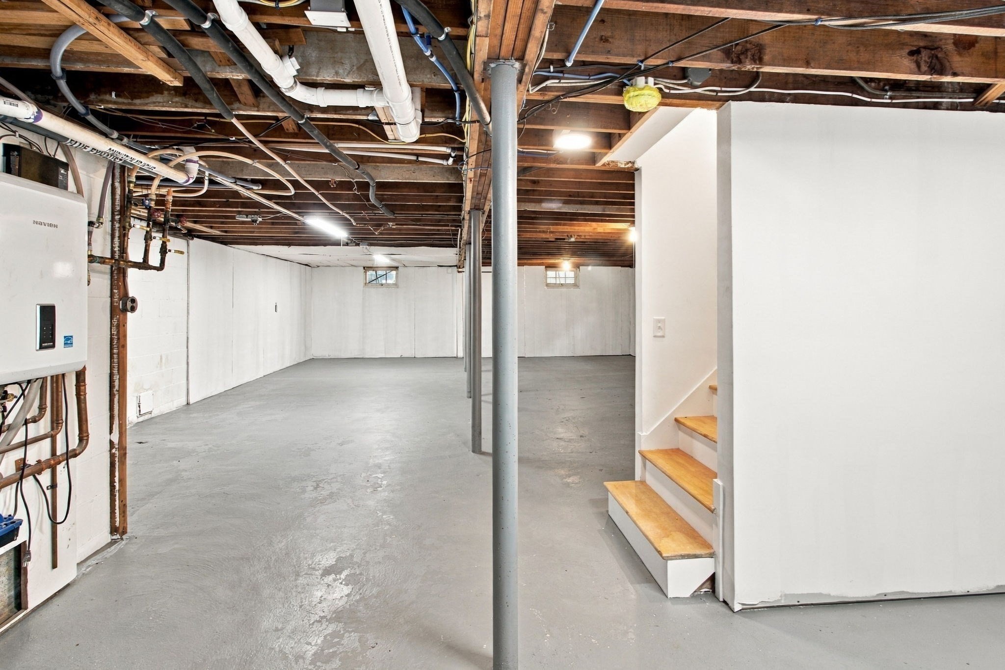 main property photo 23