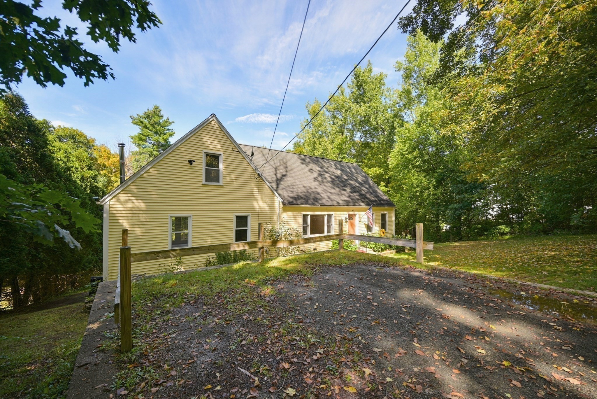 main property photo 28