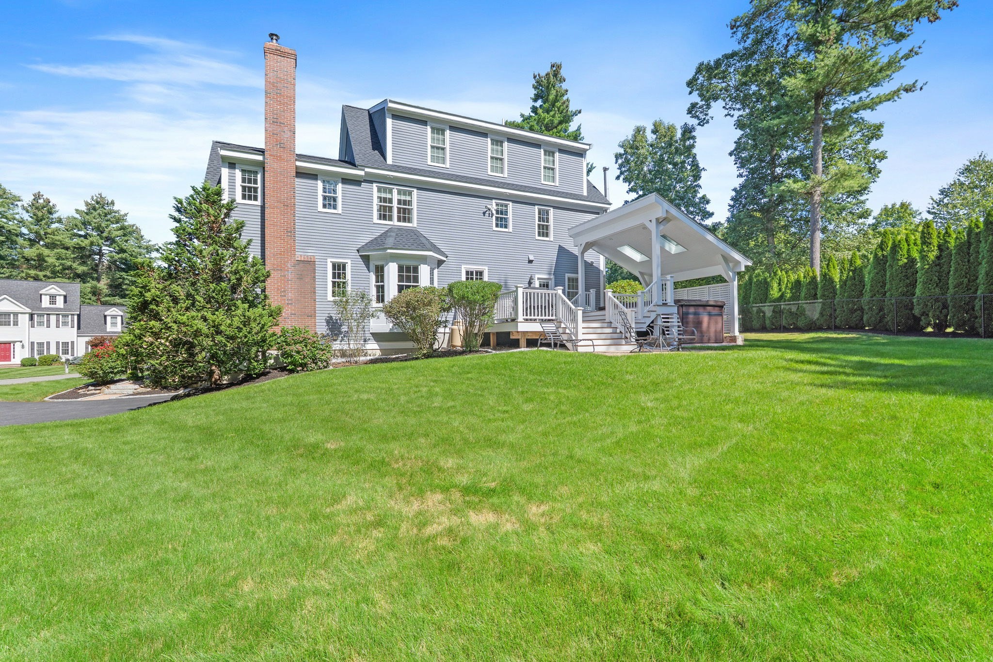 main property photo 34