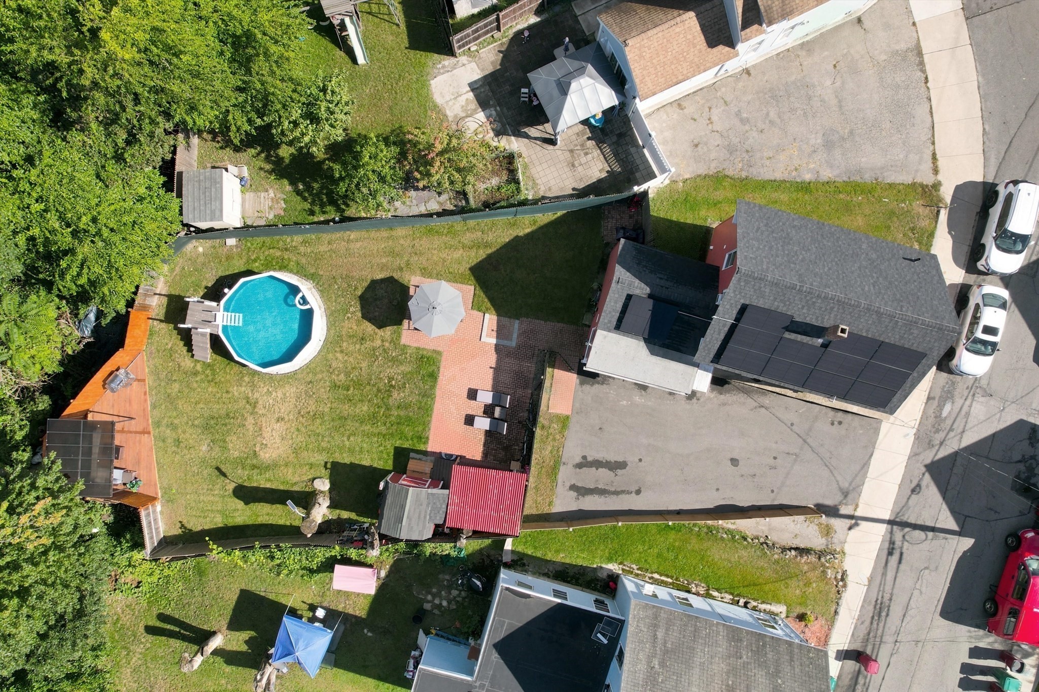 main property photo 40