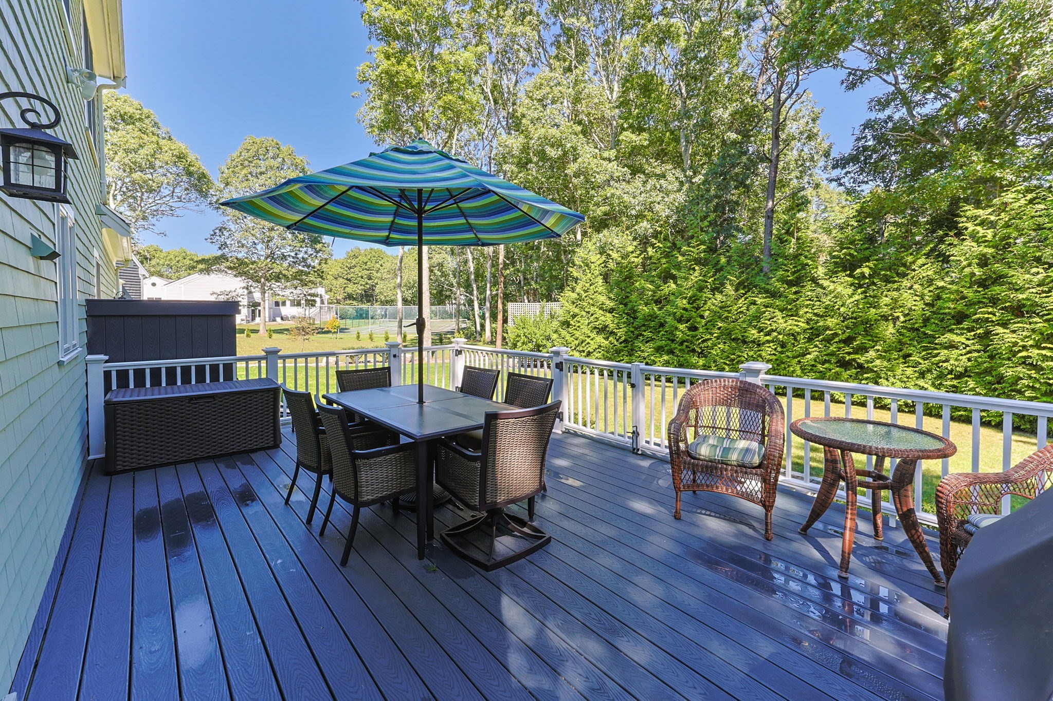 main property photo 28