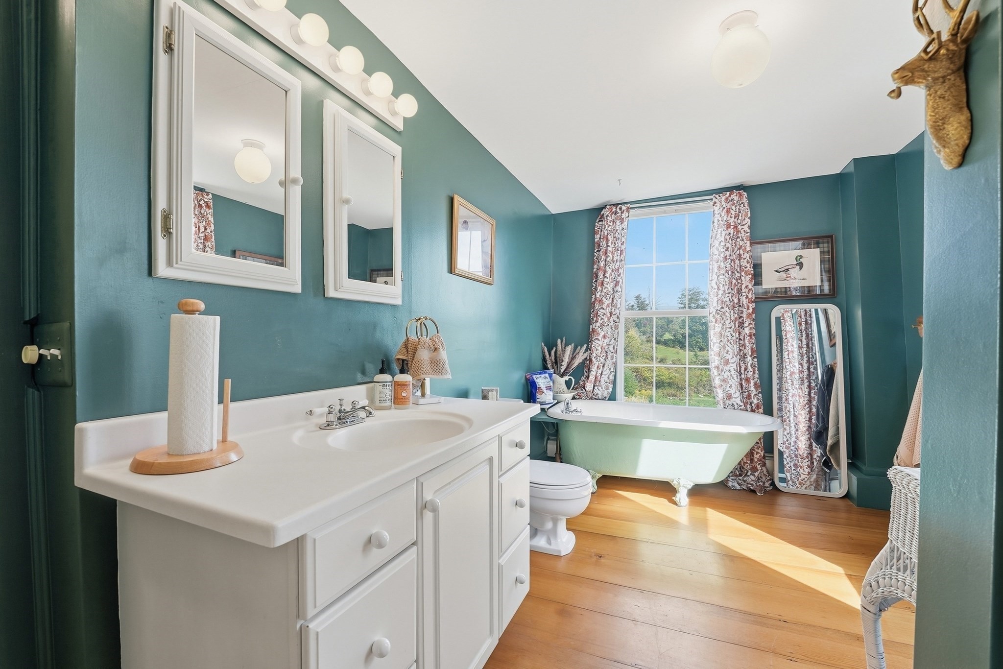 main property photo 13