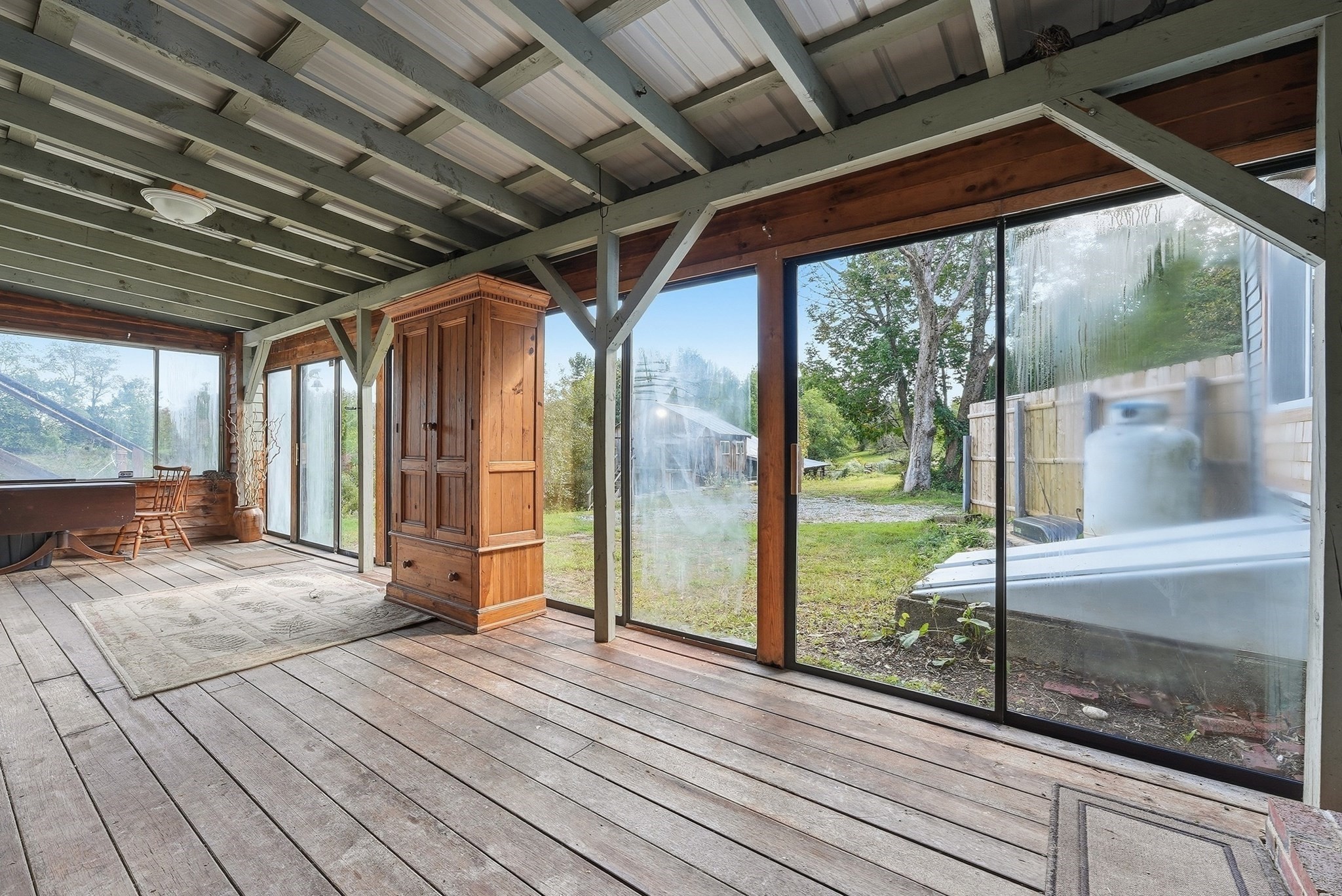 main property photo 27