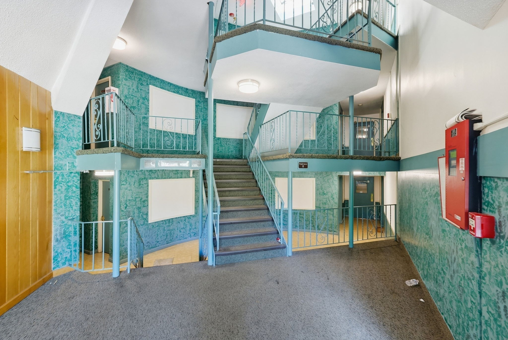 main property photo 28