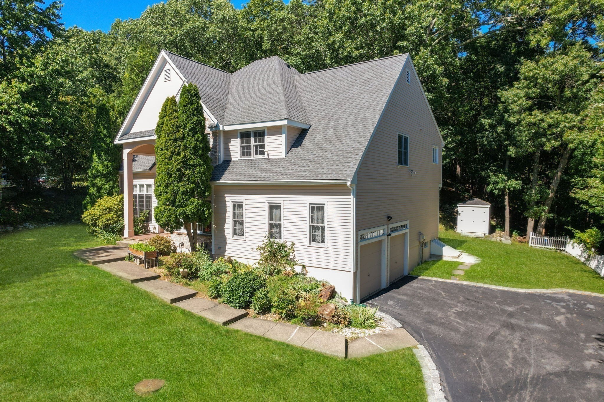 main property photo 35